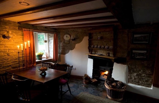 Romantic Holiday Cottage, Kington, Nr Hay On Wye, Welsh Borders Wales