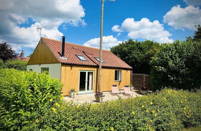 Romantic Retreat in North Norfolk's Stunning Area of Outstanding Natural Beauty
