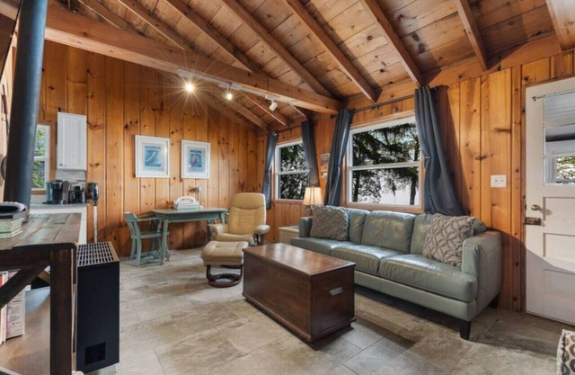 Romantic Shores Hideaway - Beachfront Getaway!
