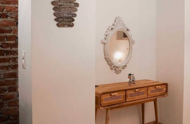 Romantic suite with private Jacuzzi