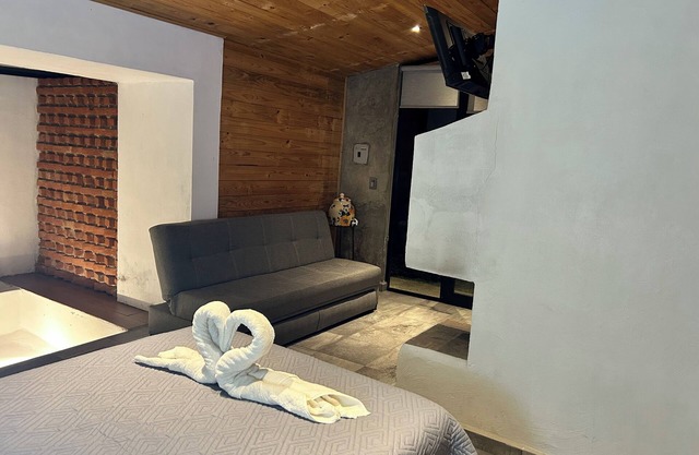 Romantic Tiny House with jacuzzi By GEstores