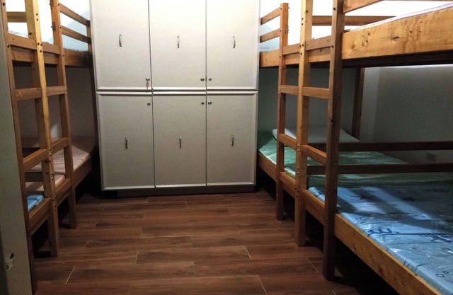 Room 104 at Liezels B & B, is a Dorm room for up to 8 friends or family members.