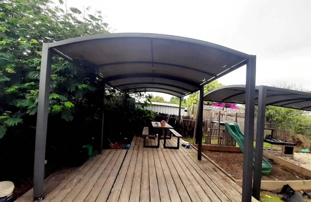 Room 2 in Werribee to train,shops, restaurants, banks, park, river on foot