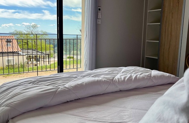 Room 3 - double room
