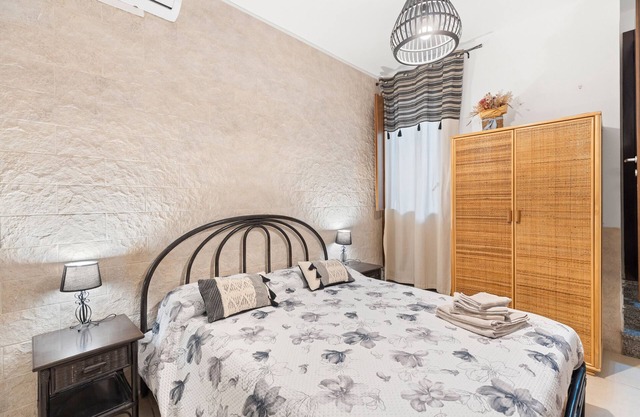 Room '3' with Wi-Fi and Air Conditioning