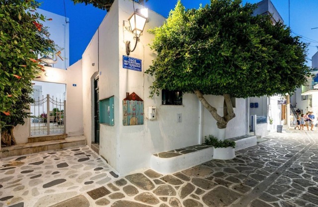 Room 5 @ Pelican Paros in the Old Town!