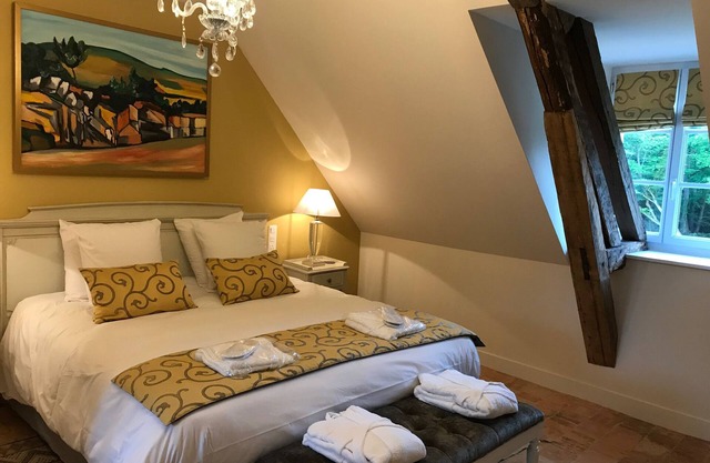 Room 8 king size double room with ensuite