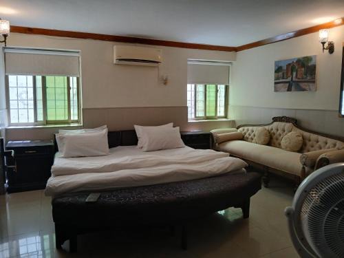 Room at khan house