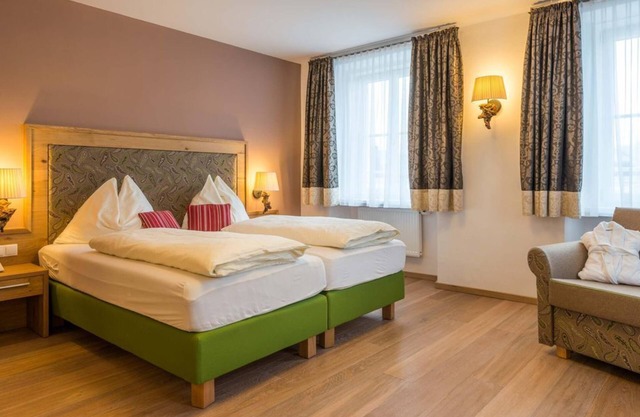 Room "Dachstein" type B - short stay BB - Hotel Post