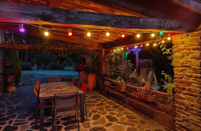 Room 'Le Moint Aigoual' with shared terrace, shared garden and Wi-Fi