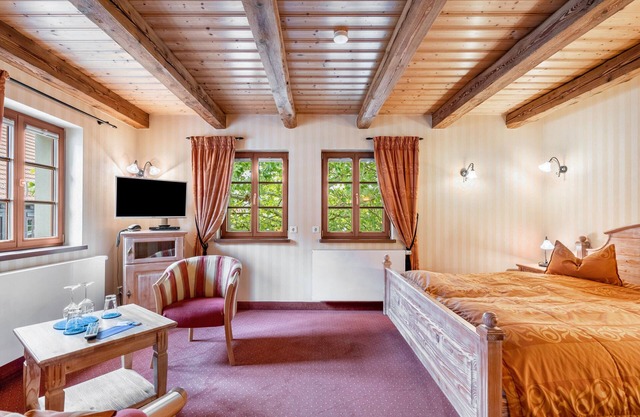 Room 'Vinotel 11' with Shared Garden, Wi-Fi and Air Conditioning