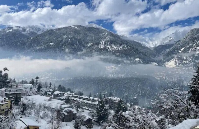 Room with Magnificent views| Olive Manali Cottage