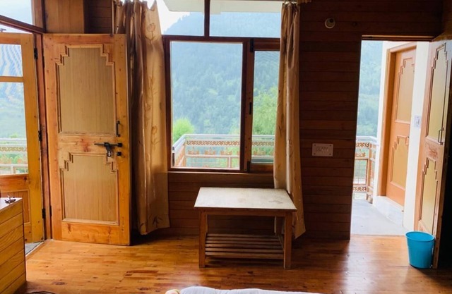 Room with private kitchen and Bathroom