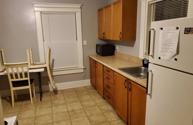 Rooms for rent! Traveling worker lodging!