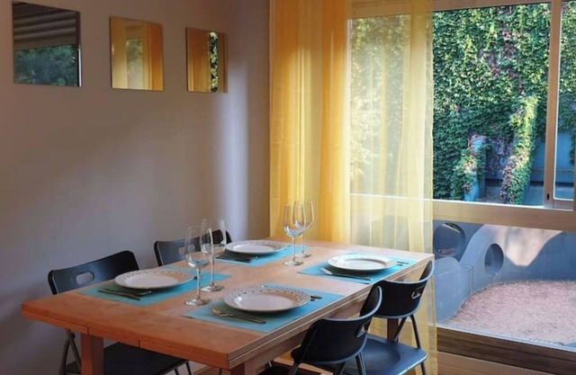 Roomy ,calm and comfy :) in the easy Paris !