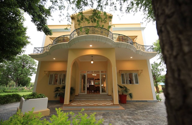 Roop Niwas Kothi