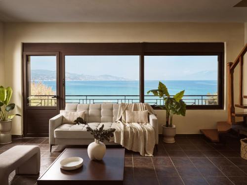 Rosa Sea Front Villa Maisonette