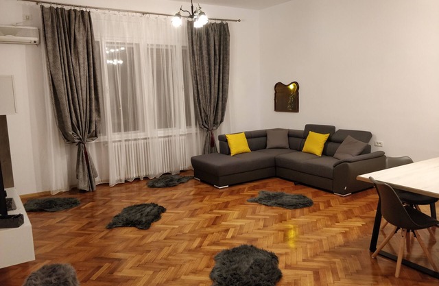 Rose Apartment No. 2