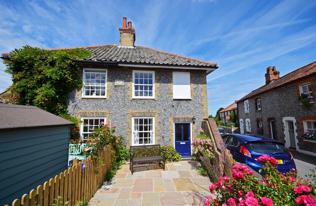 Rosecroft - Two Bedroom House, Sleeps 4