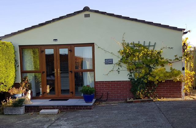 Rosehip Cottage : a west country rural retreat