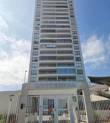 Rotterdam Iquique Departamento para 2 con Parking y Piscina