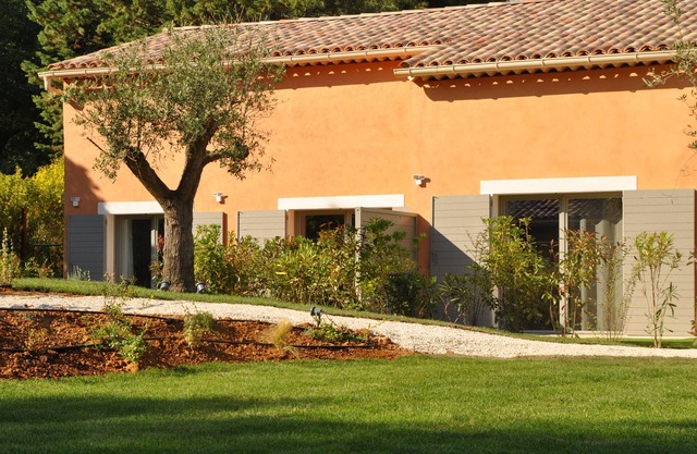 ROUSSILLON DOLCE VITA : Seasonal Rental - Indigo