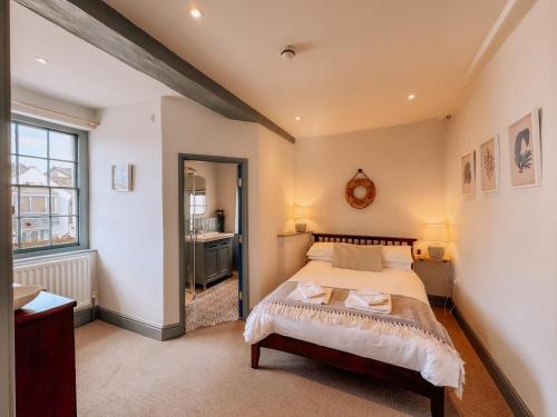 Route 2 Apartments