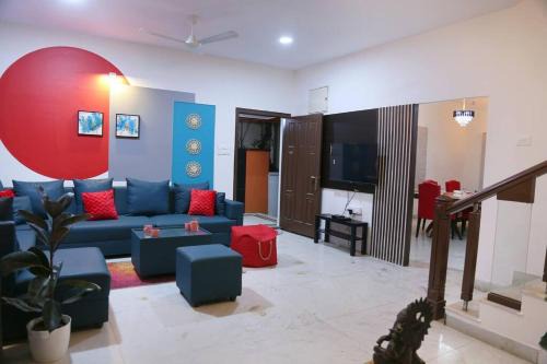 Row House 4 BHK - 4 balconies-Near AIG Hospital, Gachibowli