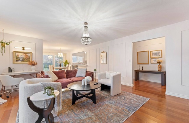 Royal Oaks Retreat 1 Level 1310 SQFT 2Br2Ba Fenced Yard
