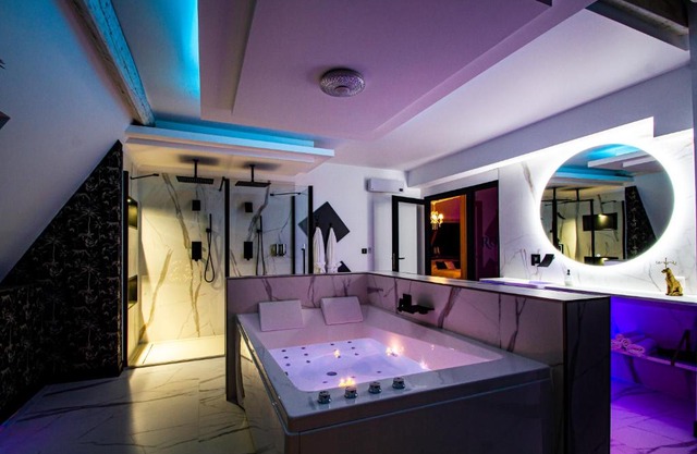 Royal Room - Love-room proche de Nancy