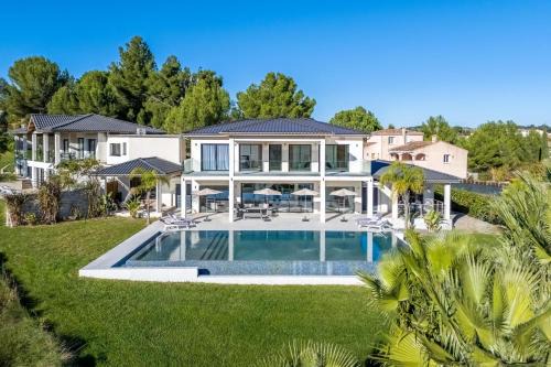 Royal Tiki Lodges - Maison d'hôtes avec piscine chauffée - Chambres ou Villa entière - Villa SCL