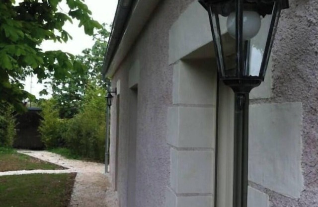 "RUBIS COTTAGE"., CLOS SAINT DENIS COTTAGE.