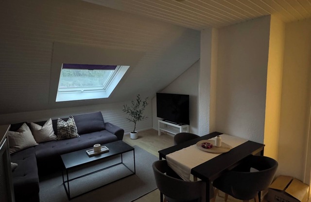 Ruhige 60 m²-Ferienwohnung mit Self-Check-in und Terrasse