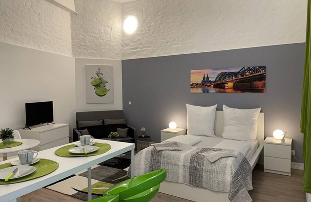 Ruhiges und Saniertes Studio in Bester Südstadtlage