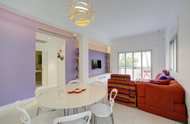 Ruppin St – Stylish 2 Bedroom & Balcony