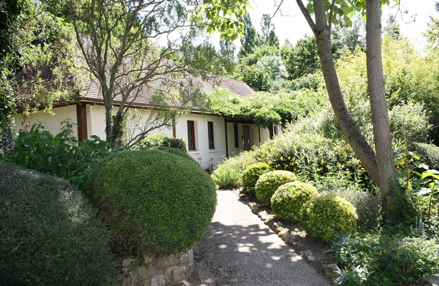 Rural gîte with Pool, WIFI, 3 Bedrooms 2 BA