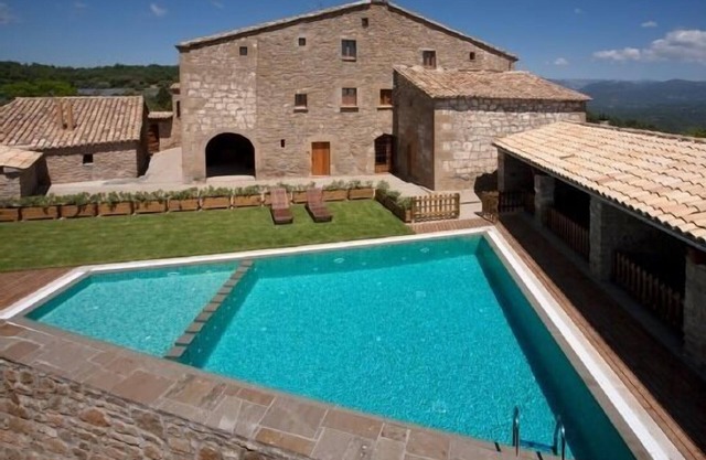 Rural house (real estate) Heretat de Guàrdia for 22 people
