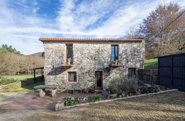 Rural House 'Chan Da Ra' with Mountain Views, Private Pool and Private Terrace