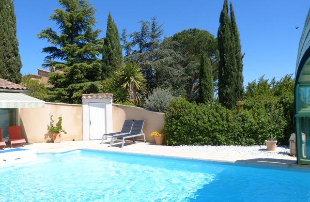 Rural house in Languedoc-Roussillon 25 minutes from Avignon