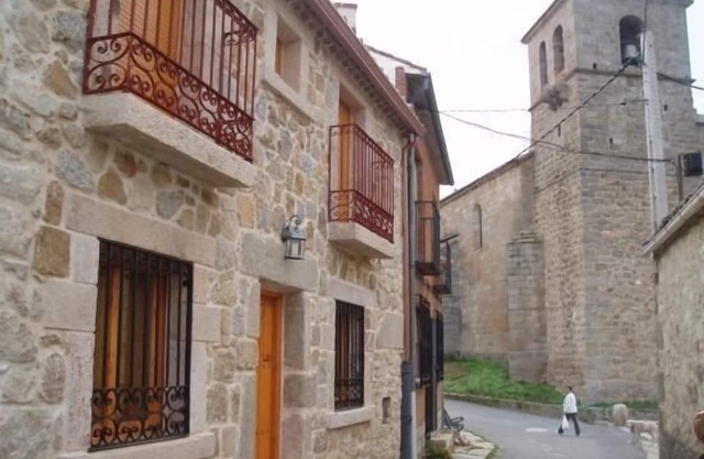 Rural house La Plaza for 8 people