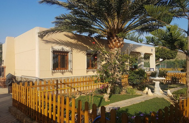 Rural tourist farmhouse LaKiKa with private pool