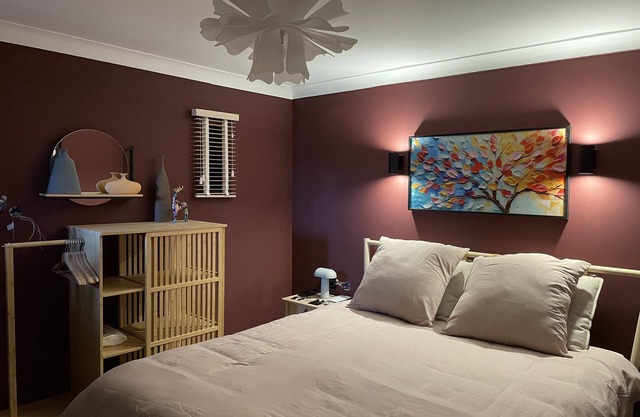Rushes Lake - a high end one double bedroom boutique style Gite.