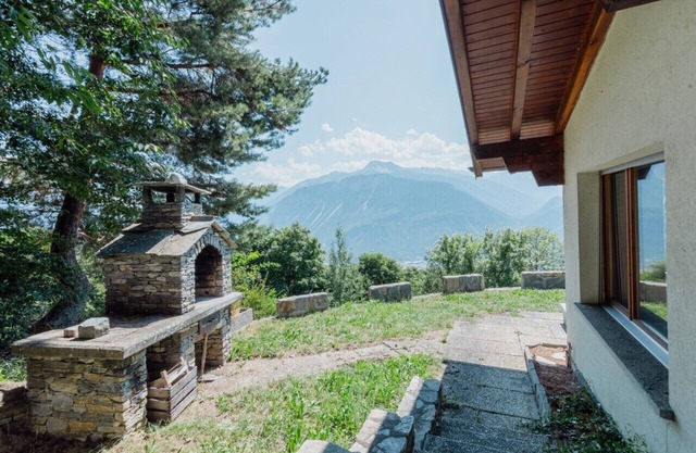 Rustic accommodation with mountain views