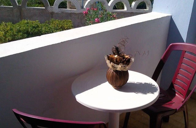 Rustic and Spacious Studio by the beach