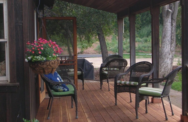 Rustic Cabin + Glamping Tent at Vineyard Retreat on Grand Island in Delta