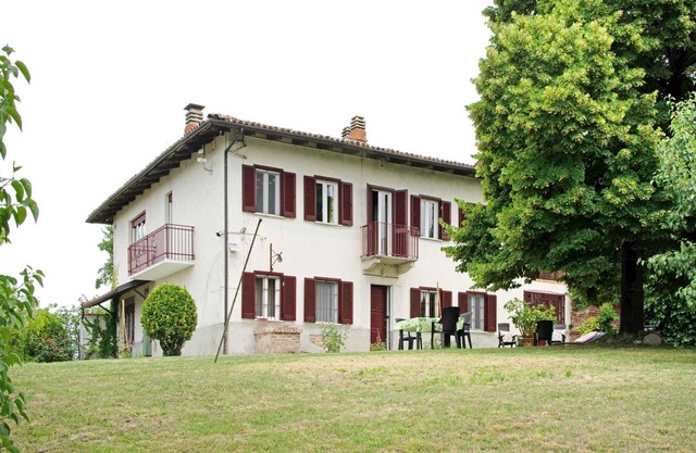 Rustic Moncucco Village Retreat