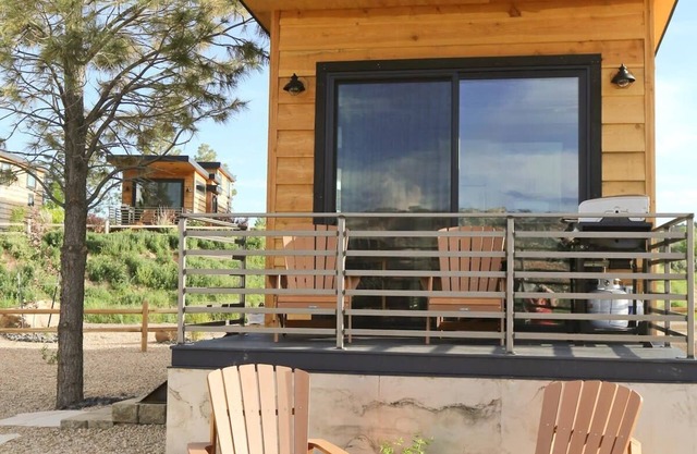 Rustic Tiny Home Near Grand Staircase–Sleeps 6
