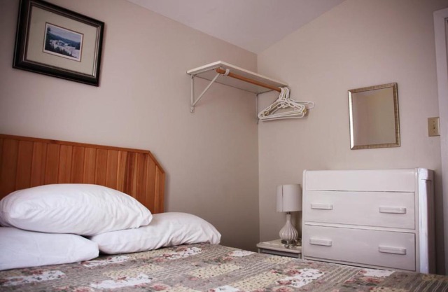 Rustico Acres Cottages