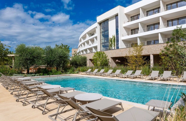Séjour chic avec accès au spa + piscine