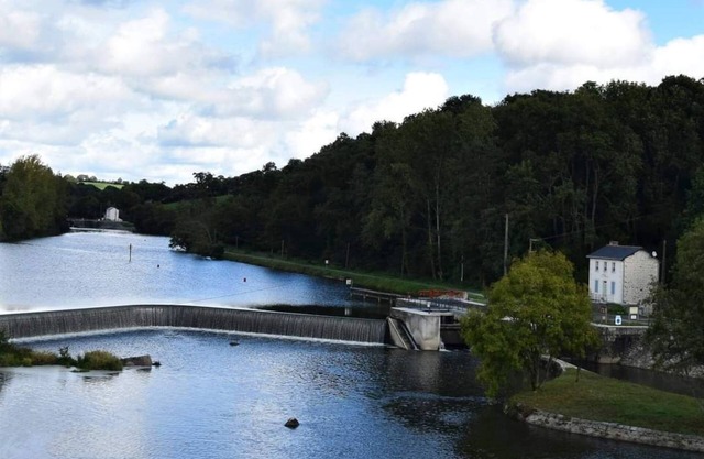 Séjour en Bords de Rivière Entre Laval et Mayenne